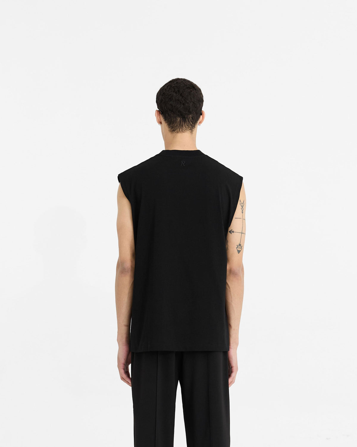 Initial Boxy Tank - Black
