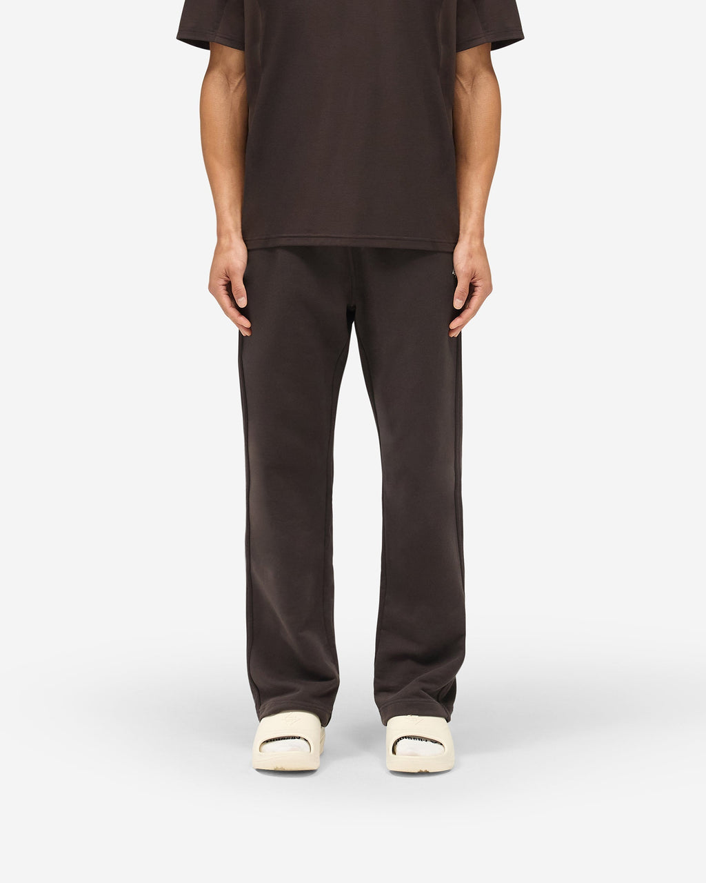 247 Straight Leg Jogger - Chocolate