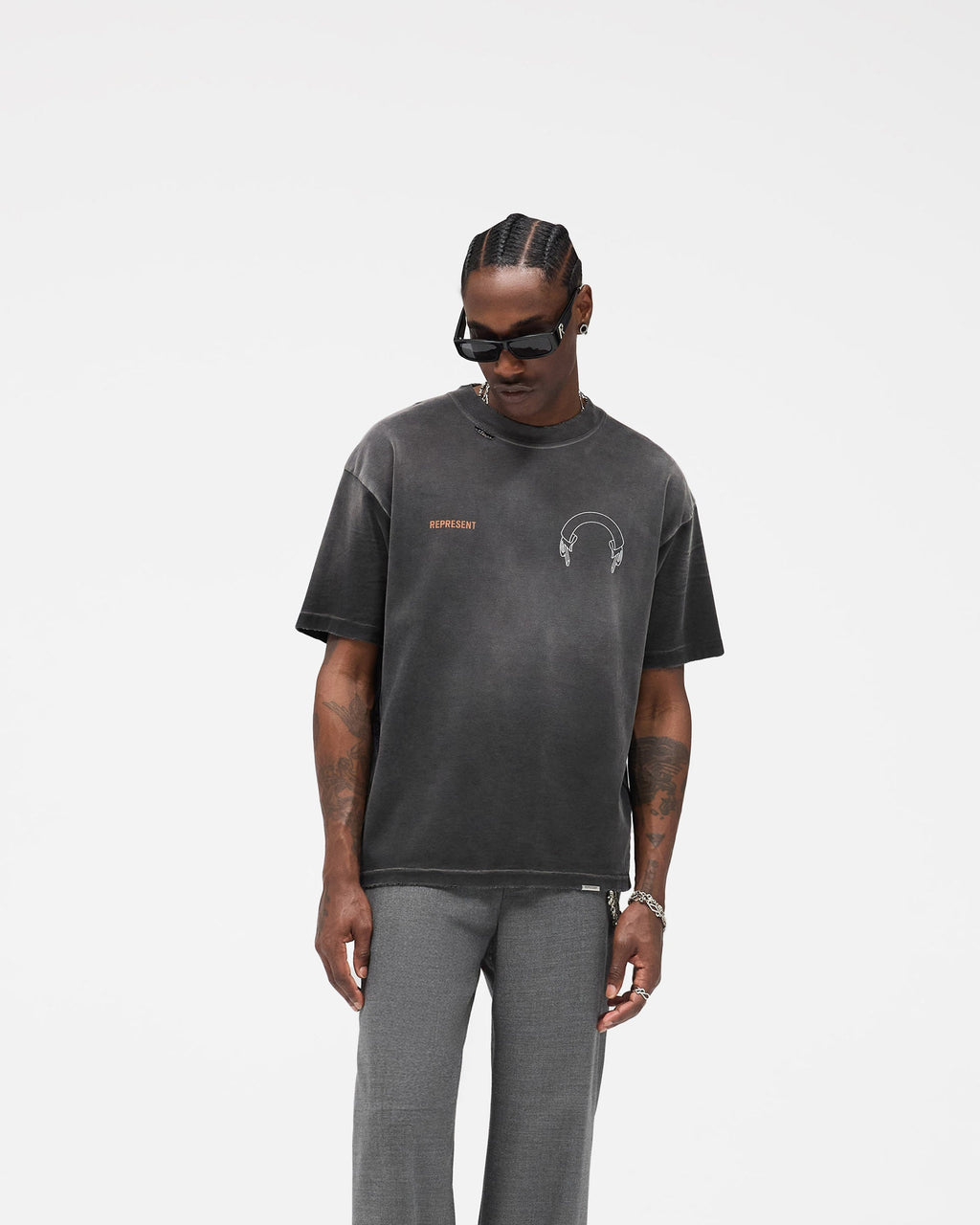Represent Banner T-Shirt - Stained Black