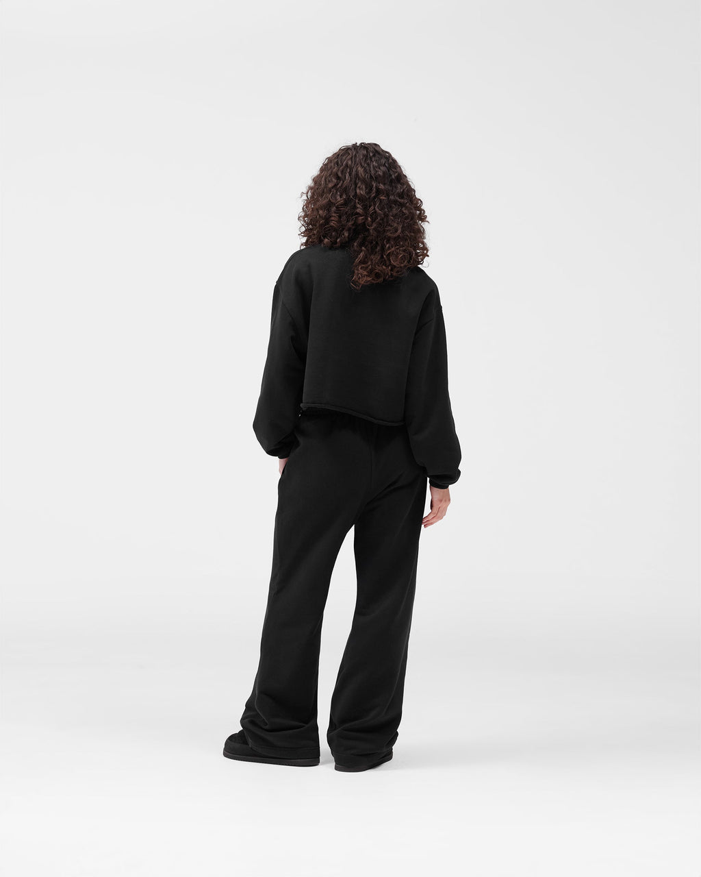 EngLAnd Cropped Sweatshirt - Jet Black