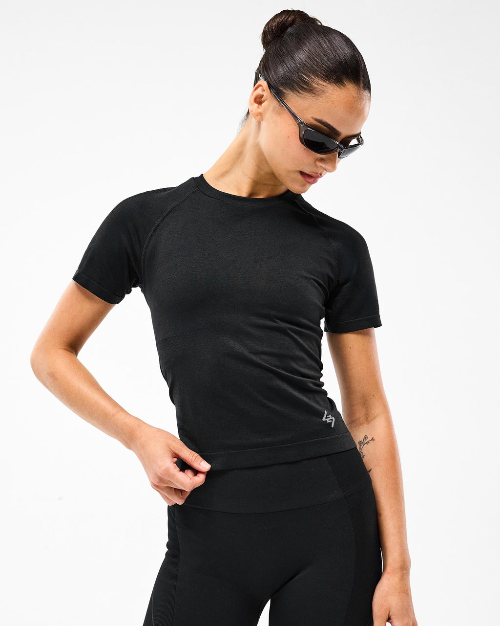 247 Ease Seamless Perforated T-Shirt - Black
