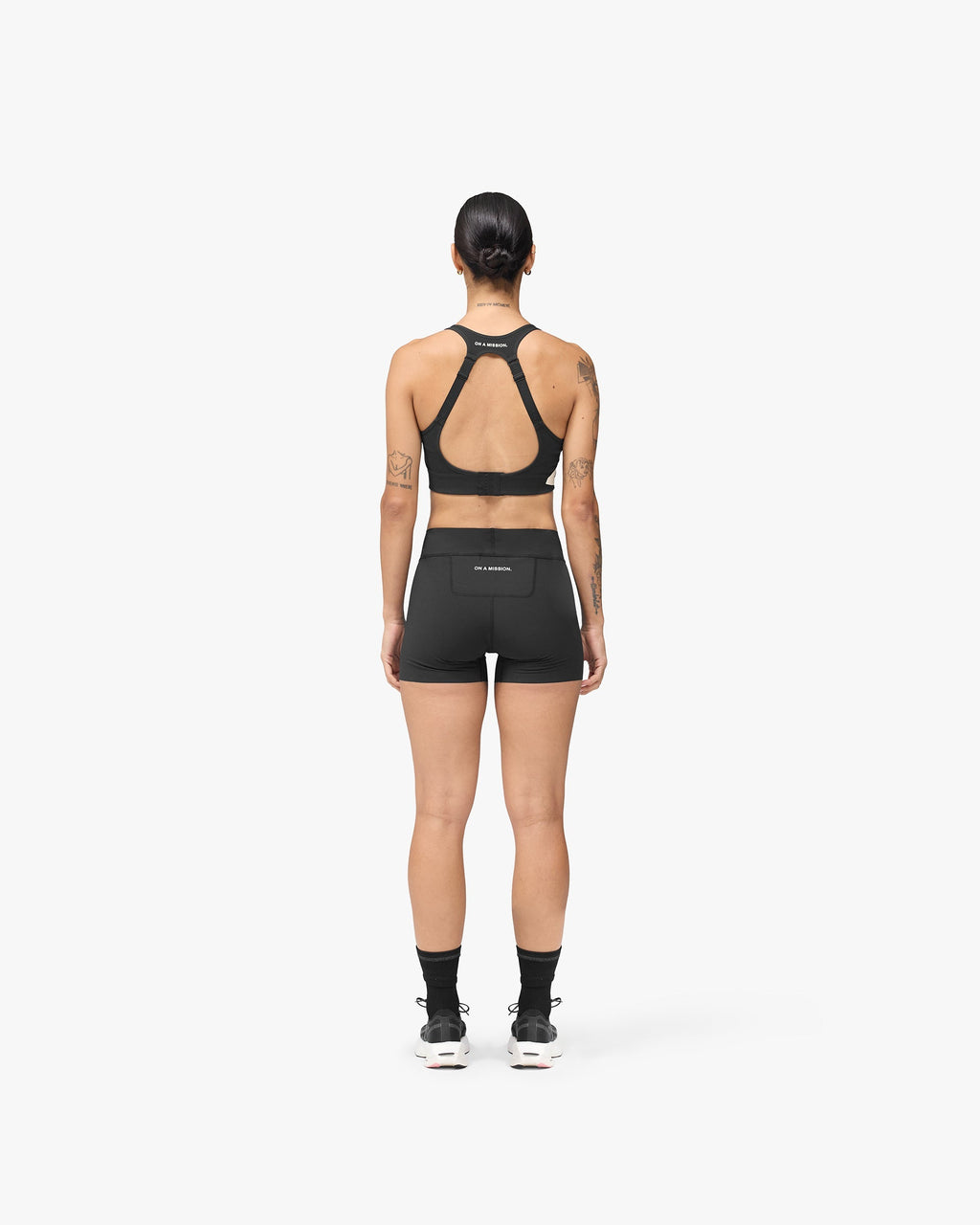 247 On A Mission High Support Sports Bra - Jet Black