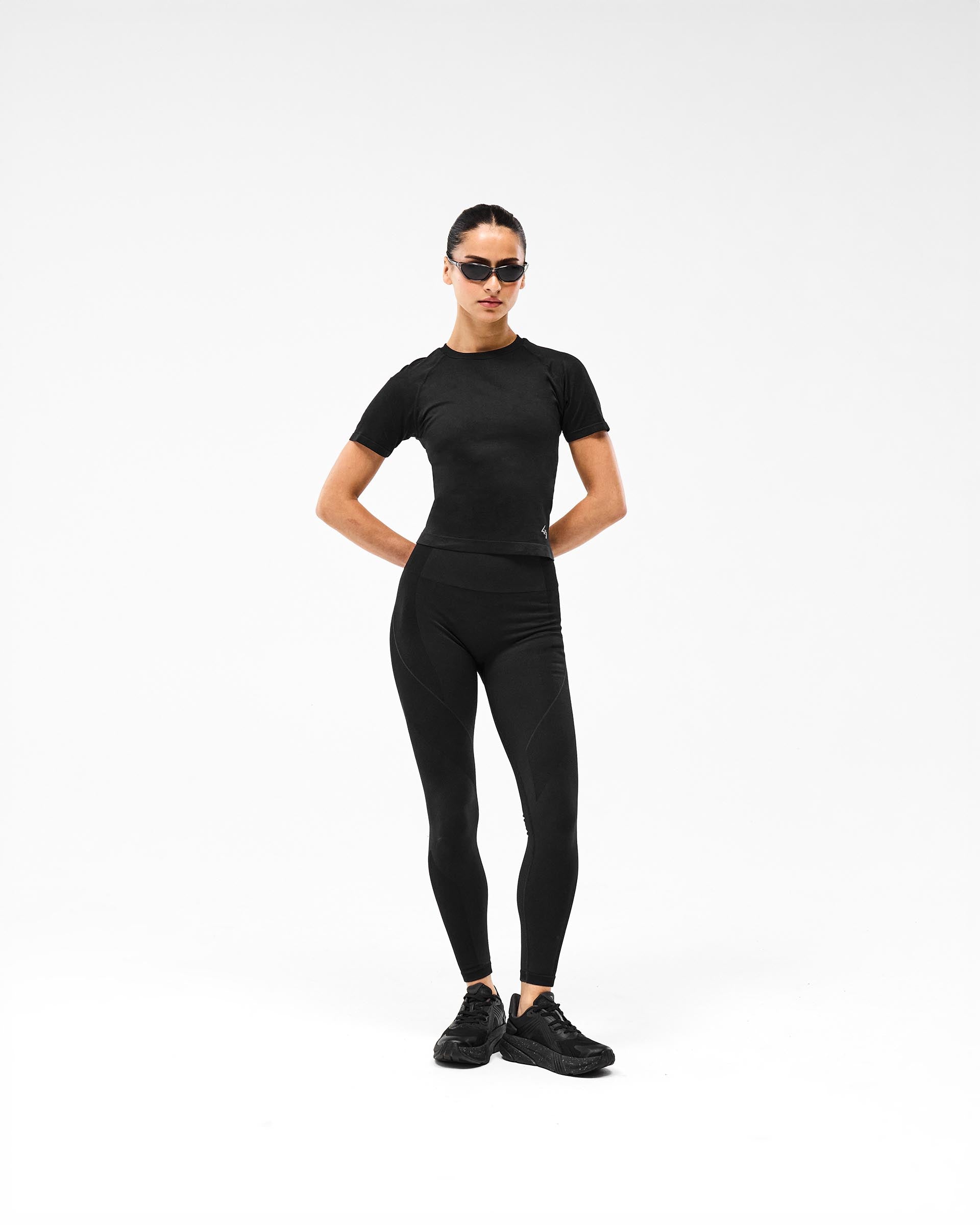 247 Ease Seamless Perforated T-Shirt - Black