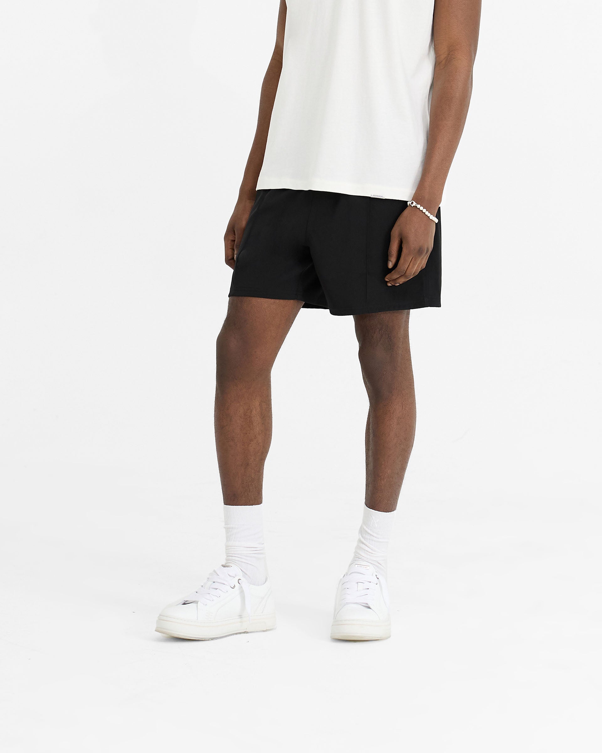 Initial Sweatshorts - Jet Black