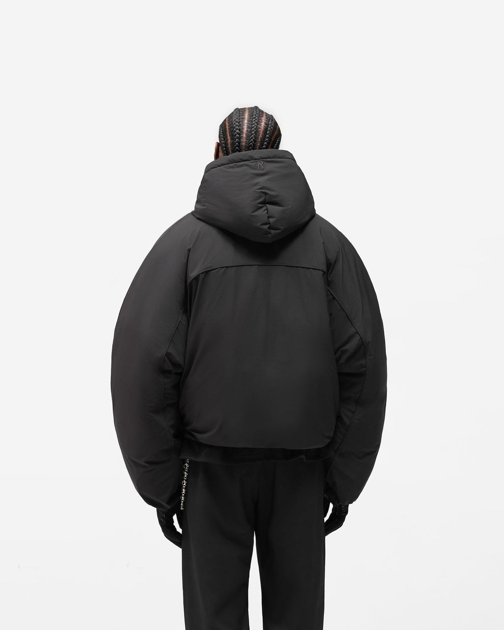 Arch Pullover Puffer - Jet Black